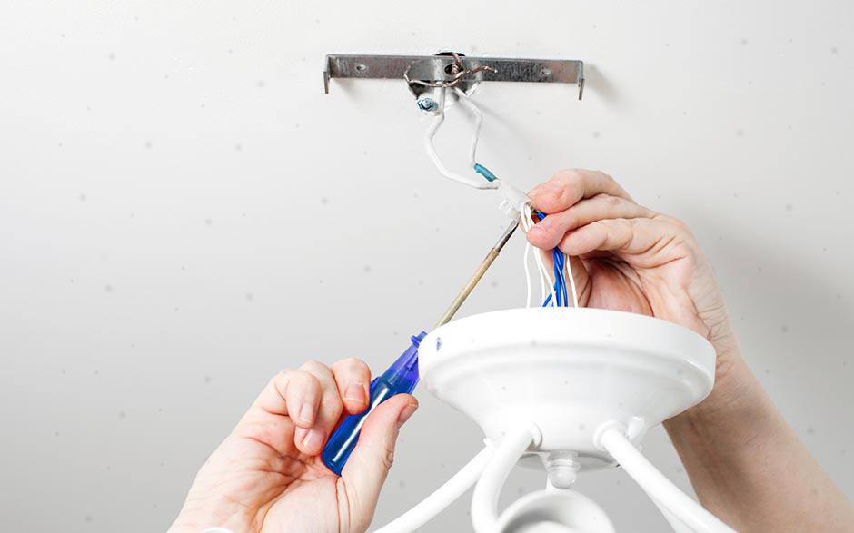 électricien dans le bâtiment Limours